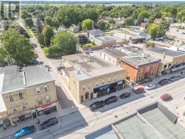 Building Photo - 383 Main St S