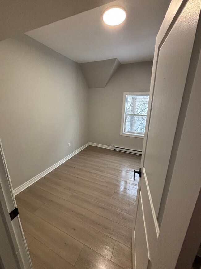 Photo du bâtiment - 36 Victoria St