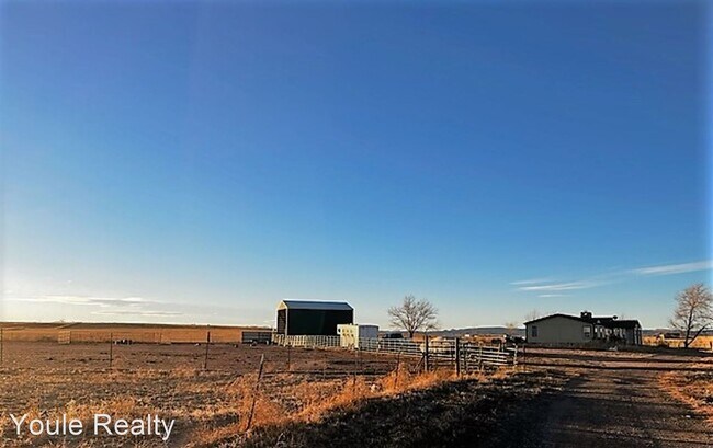 Building Photo - 4 br, 2.5 bath House - 13533 N County Road 9