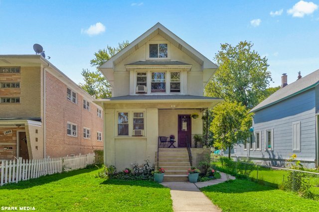 Building Photo - 1813 W Greenleaf Ave