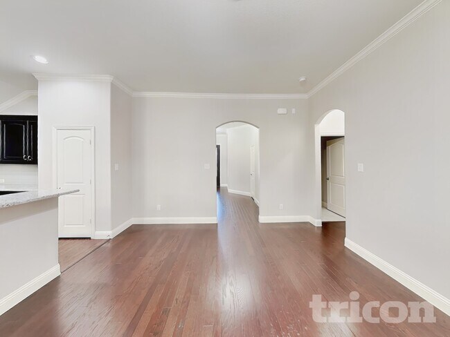 Foto del edificio - 123 Sierra Dr