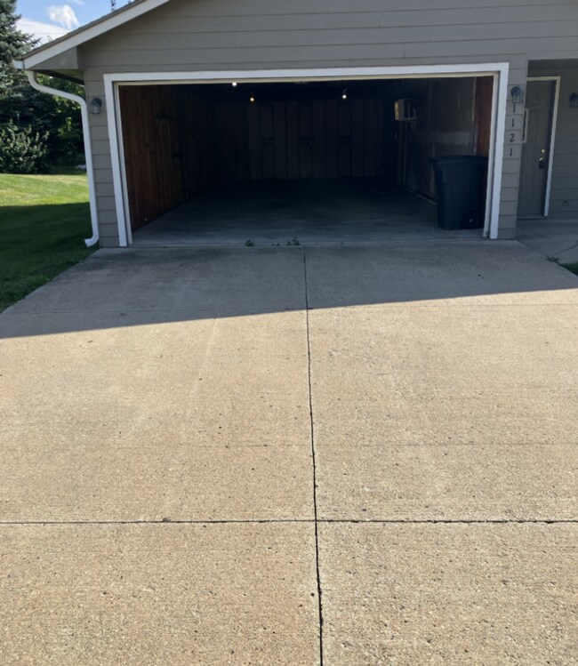 Foto del edificio - 3 Bedroom Home for rent in Newton, IA