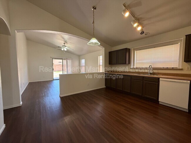 Foto del edificio - 4935 W Ardmore Rd