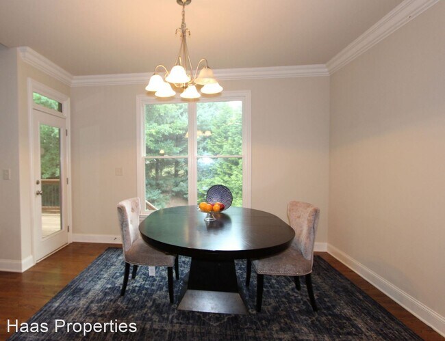 Foto del edificio - 5 br, 5.5 bath House - 3075 Boyce Drive