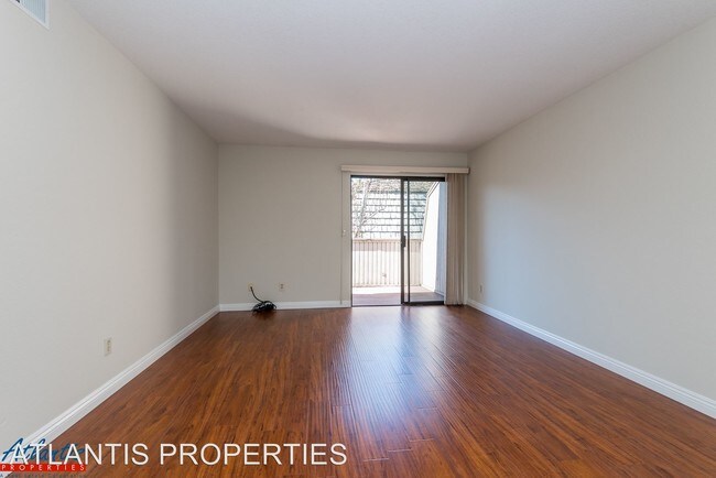 Foto del edificio - 3253 Shadow Park Pl
