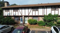 Foto principal - 2956 N Dekalb Dr