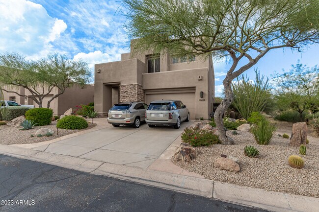 Building Photo - 10808 Running Deer Trail
