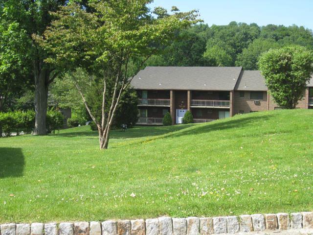 Brook Bridge Apartments Photo