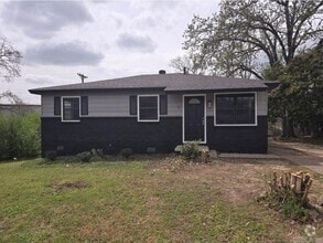 Building Photo - 5 Oakview Dr