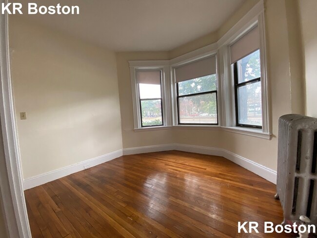 Building Photo - 1157 Commonwealth Ave