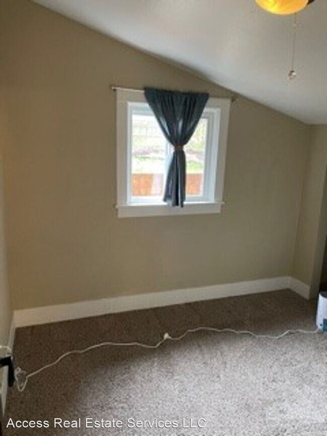 Building Photo - 2 br, 1 bath House - 3413 Meridian St