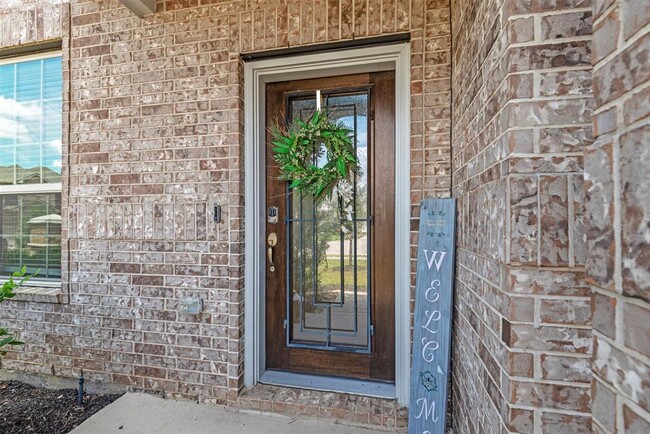 Building Photo - 196 Chestnut Meadow Dr