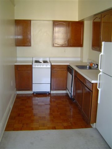 Kitchen - The Westbrook Apartments