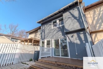 Building Photo - 4254 Cayuga Rd