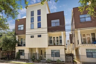 Building Photo - 405 Jackson Hill St
