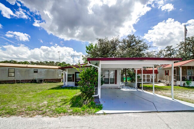 Foto del edificio - 9298 Grizzly Bear Ln