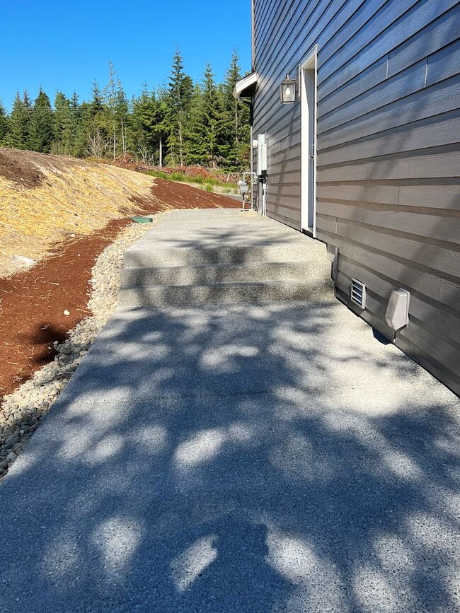 Building Photo - Spacious house in Skyfall Gated Community.