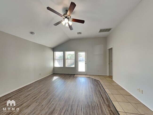 Building Photo - 14617 Moon Daisy Dr