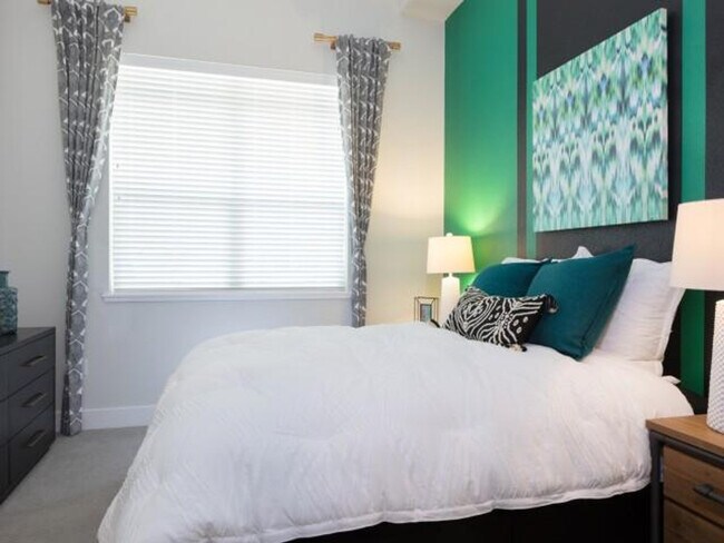 Building Photo - 3888 Artist Walk Common