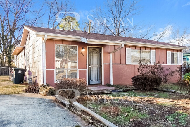 Building Photo - This adorable 4 bedroom, 2 bathroom home