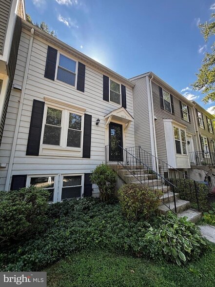 Foto del edificio - 11013 Barton Hill Ct