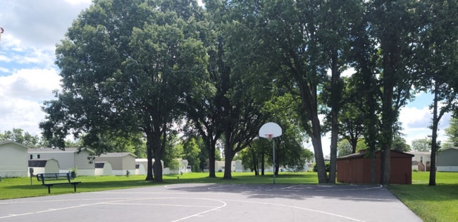 Foto del edificio - 17082 Coventry Ln