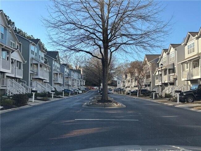 Foto del edificio - 1161 Liberty Pkwy NW