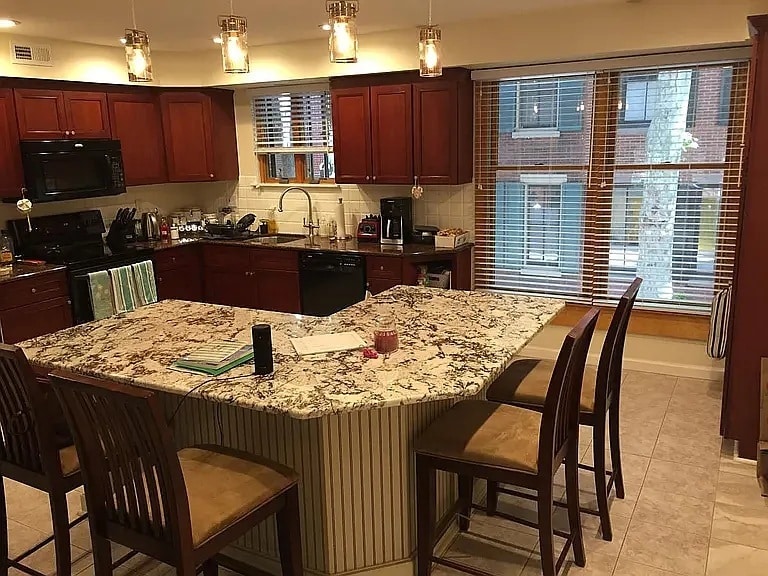 Photo - 2044 Appletree St (Philadelphia, PA)