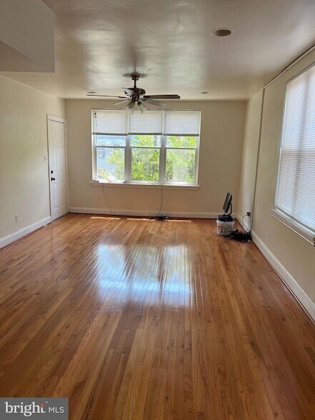 Building Photo - 63 Galveston Pl SW
