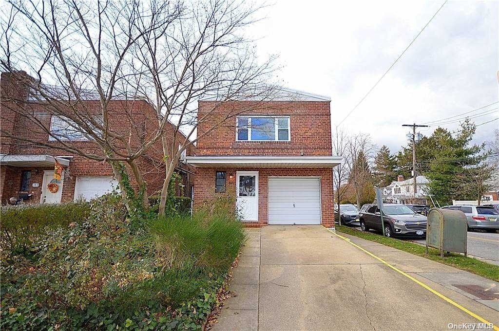 Primary Photo - 391 Willis Ave