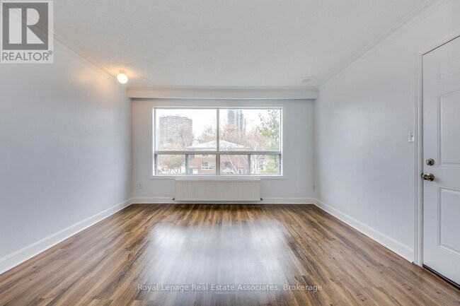 Building Photo - 210 Habitant Dr