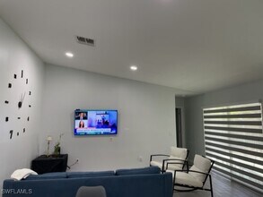 Building Photo - 6396 Royal Woods Dr Building Photo - 6396 Royal Woods Dr