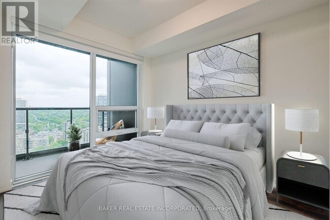 Building Photo - 223 Redpath Ave