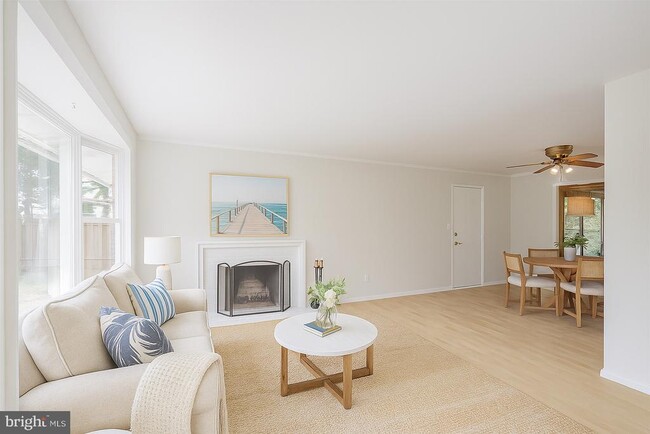 Foto del edificio - 5004 Eastchester Cir