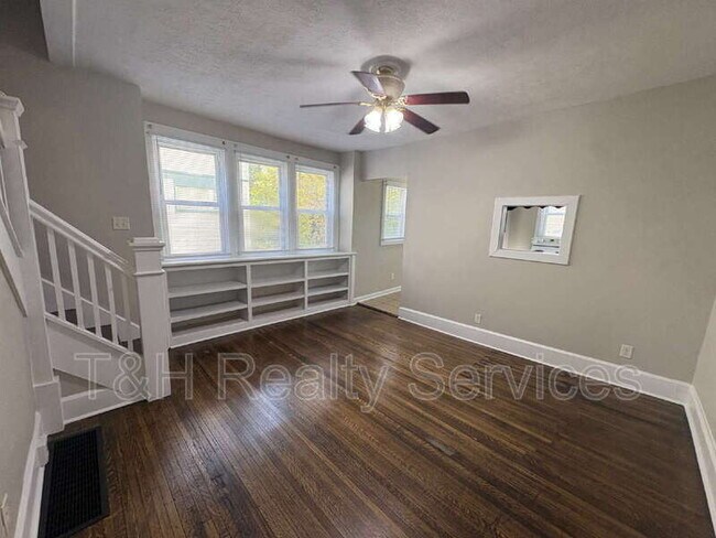 Foto del edificio - 3326 N College Ave