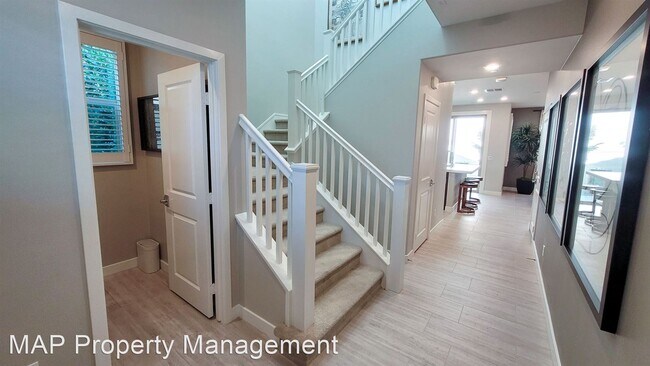 Building Photo - 3 br, 2.5 bath House - 11862 Harvest Drive