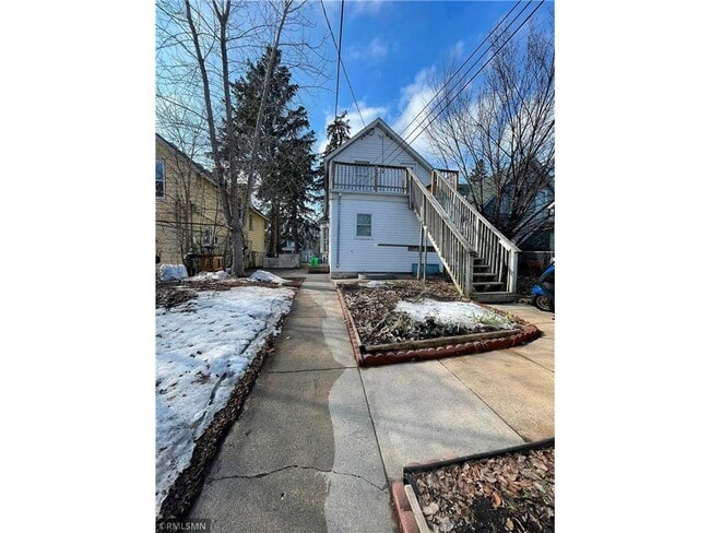 Building Photo - 944 Albemarle St