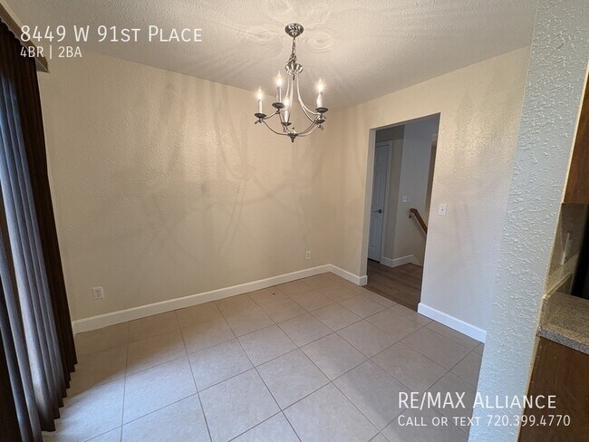 Foto del edificio - 8449 W 91st Pl