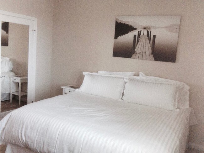 Building Photo - 3887 Pell Pl