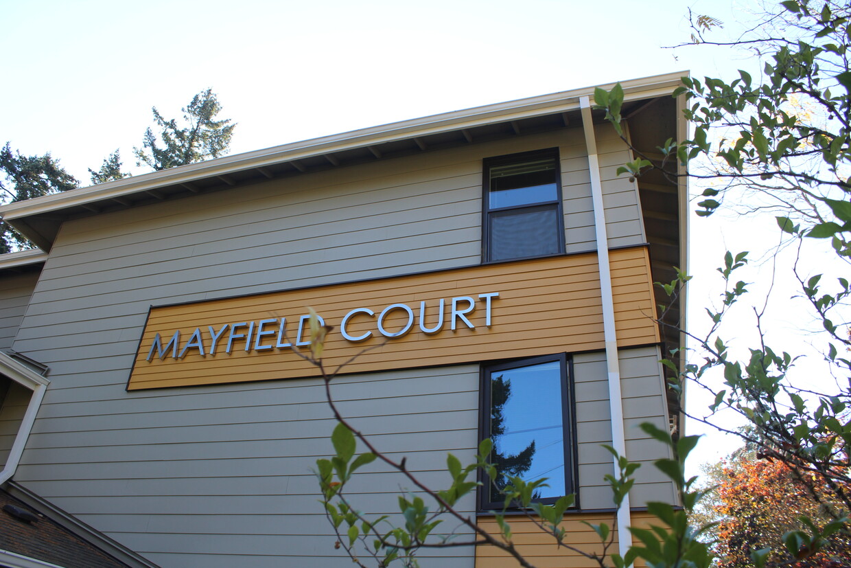 Foto principal - Mayfield Court Apartments