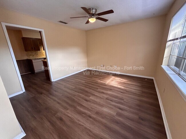 Foto del edificio - 1112 Tancred St