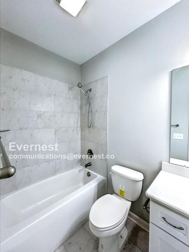 Foto del edificio - 212 Malvern Dr SW
