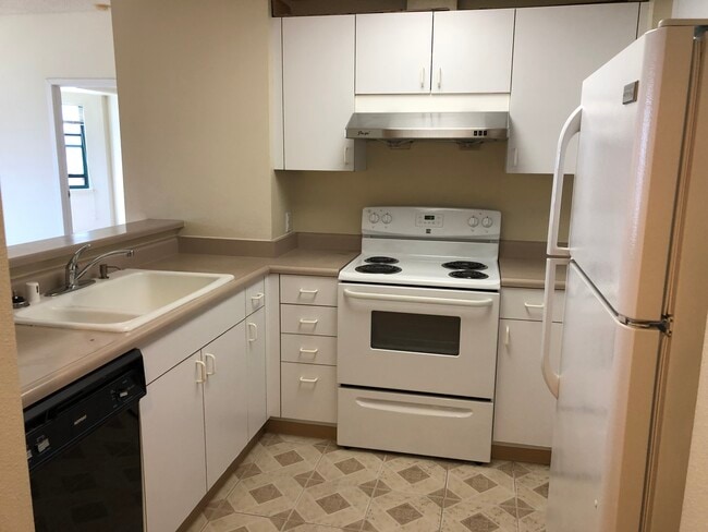 Foto del edificio - 988 Franklin St