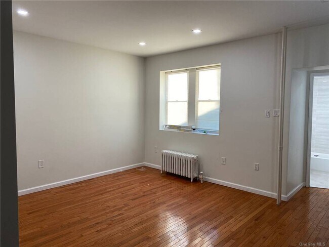 Building Photo - 93-12 95th St