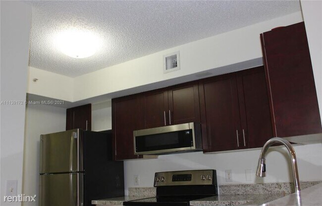 Foto del edificio - 2 br, 2 bath Condo - 2427 Centergate Dr