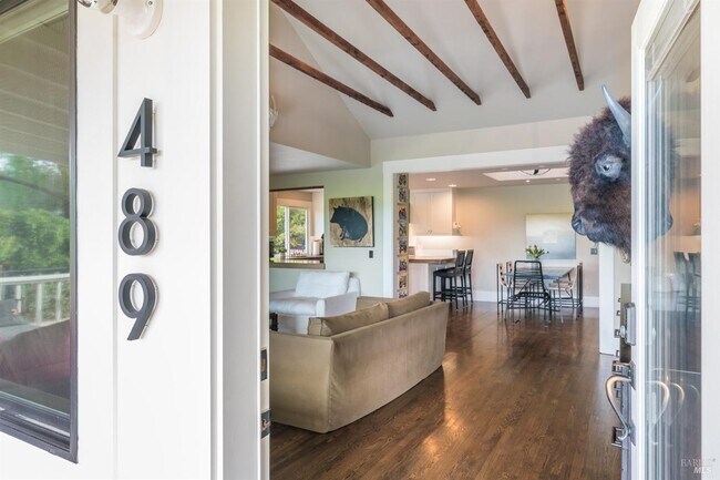 Foto del edificio - 489 Fulton Ln