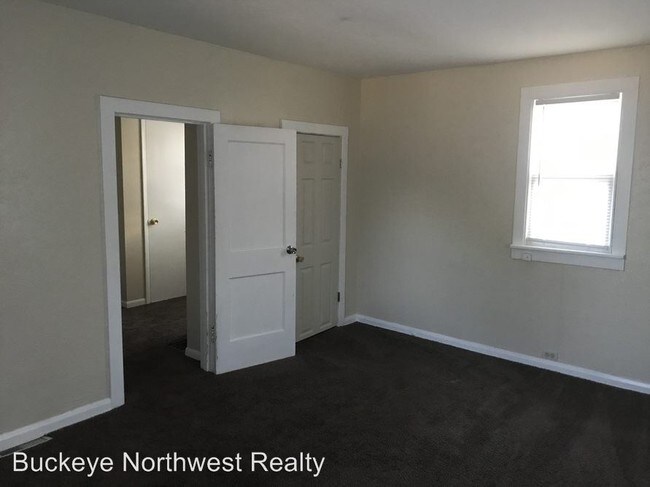 Building Photo - 3 br, 1.5 bath House - 2627 Jutland St