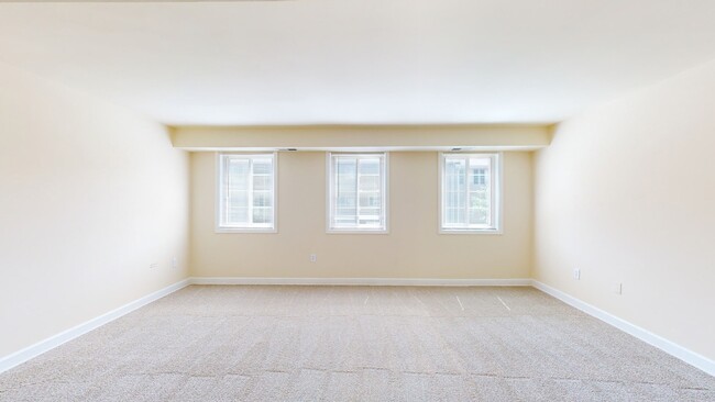 Interior Photo - Arbor Park of Alexandria