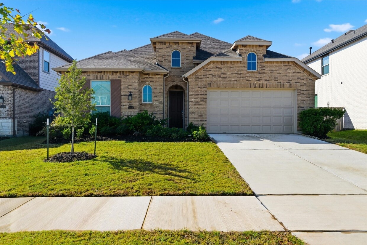 Building Photo - 23719 Sweeny Vly Dr