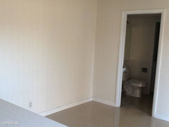 Foto del edificio - 2 br, 1.5 bath Townhome - 2321 Caroma Lane